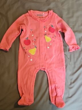 6m Long-Sleeve Footed Onesie Pajamas - Coral Pink Fruit
